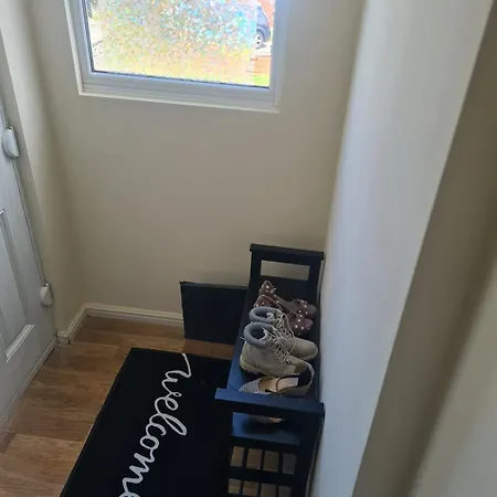 Stylish Family With Free Parking Near & Bath Apartment Bristol